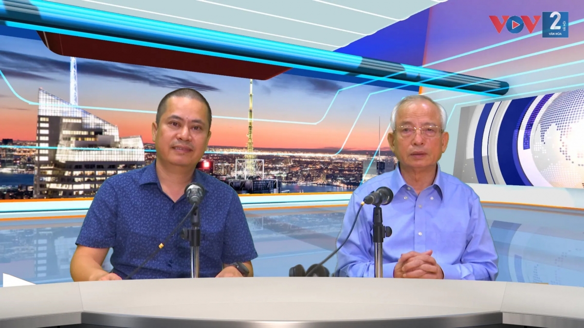 PGS. TS Phạm Duy Đức trao đổi cùng phóng viên VOV2