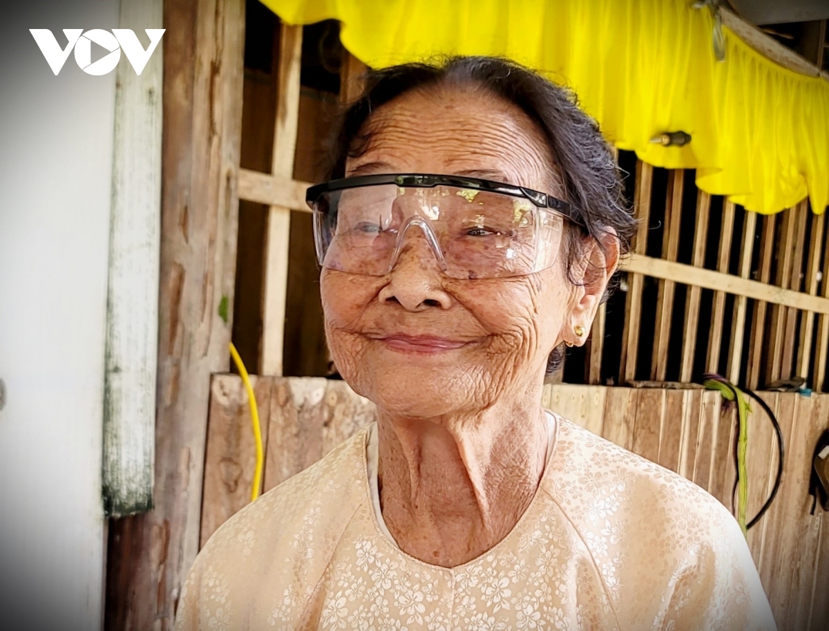 Bà Bùi Thị Ngàn