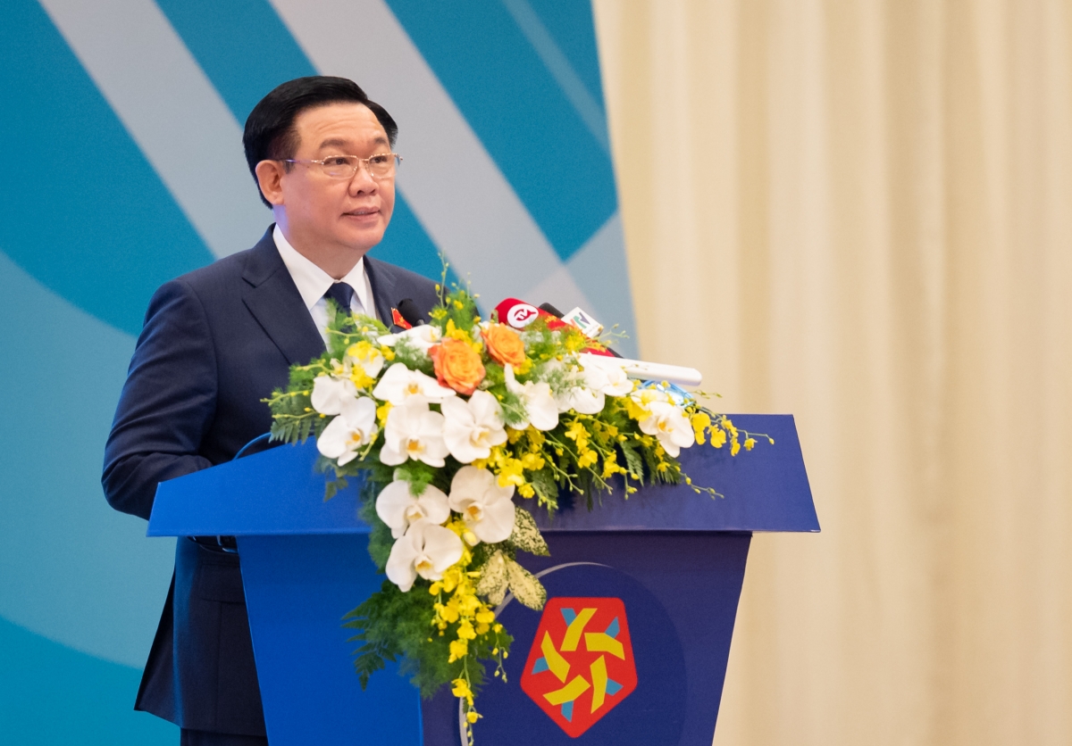 Uỷ viên Bộ Chính trị, Chủ tịch Quốc hội Vương Đình Huệ tại Phiên Khai mạc