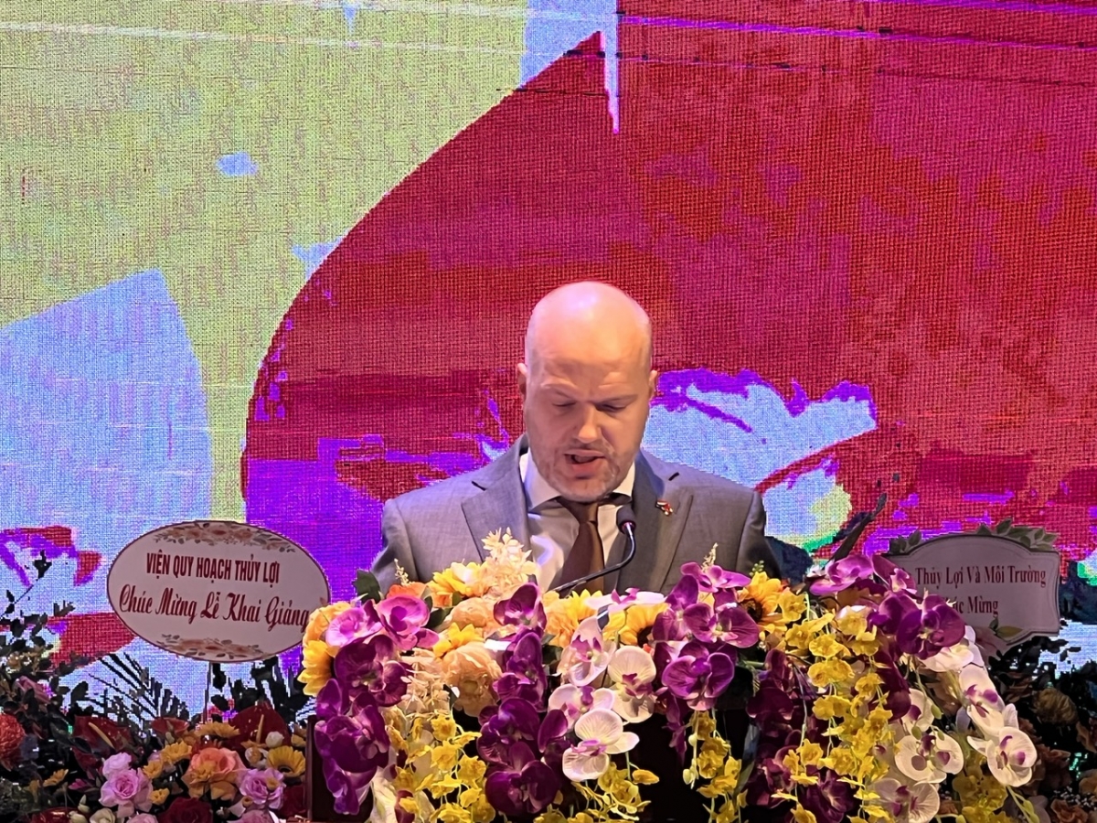Ông Willem Timerman - Bí thư thứ nhất Đại sứ quán Hà Lan phát biểu 