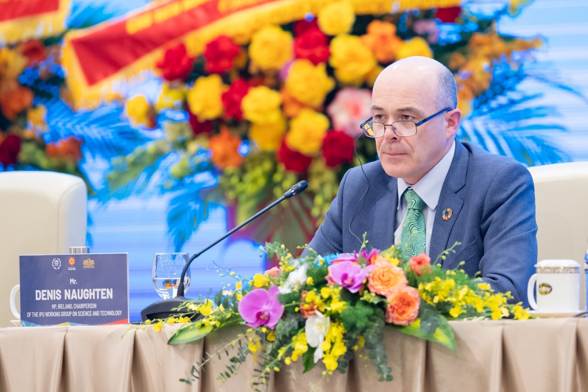 Ông Denis Naughten, Nghị sĩ Ireland, Chủ tịch Ủy ban Khoa học và Công nghệ của IPU