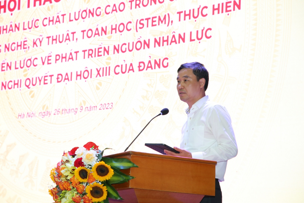 PGS.TS Nguyễn Hoàng Hải – Phó Giám đốc ĐH Quốc gia Hà Nội phát biểu tại Hội thảo