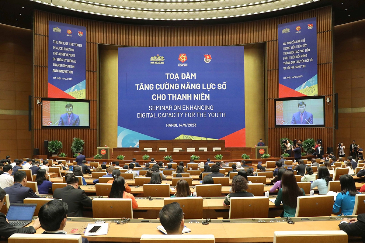 Tọa đàm “Tăng cường năng lực số cho thanh niên” do Trung ương Đoàn THCS Hồ Chí Minh chủ trì