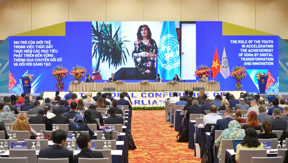 Bà Gabriela Ramos, Phó Tổng Giám đốc Khoa học Xã hội và Nhân văn, UNESCO