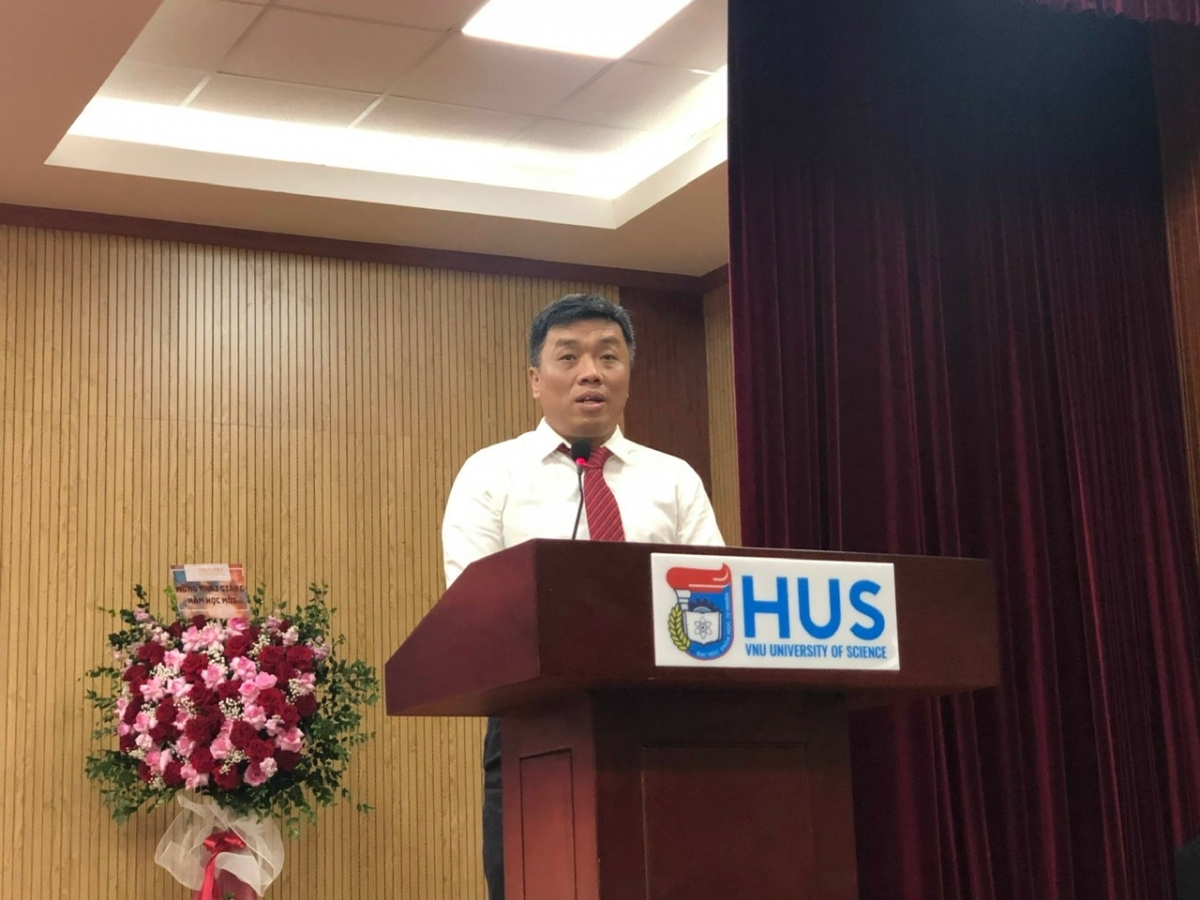 GS.TS. Nguyễn Thế Toàn - Trưởng Khoa Vật lý, Trường Đại học Khoa học Tự nhiên, Đại học Quốc gia Hà Nội