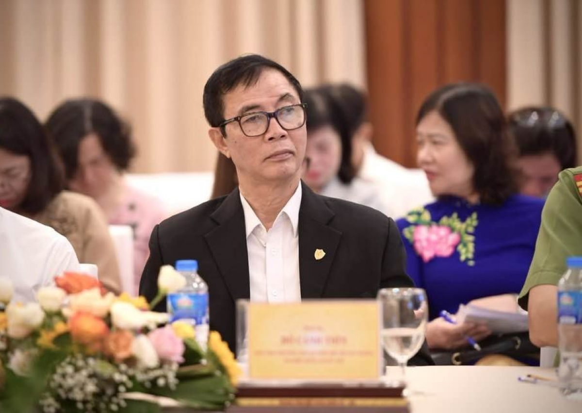PGS.TS Đỗ Cảnh Thìn, Phó Viện trưởng, Viện An ninh phi truyền thống, Đại học Quốc gia Hà Nội