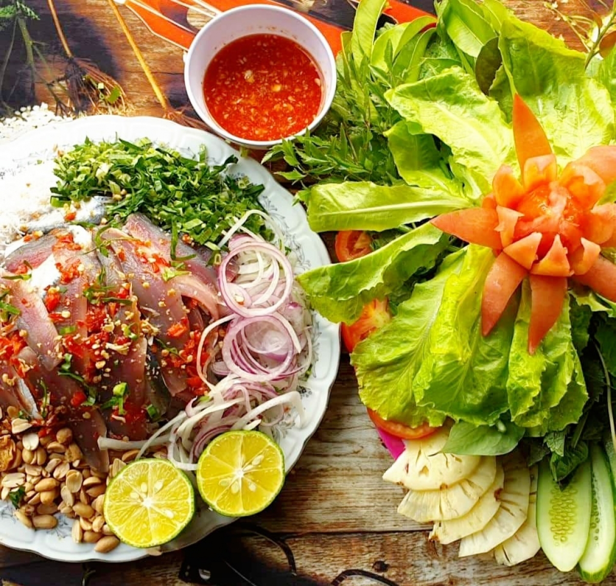 Gỏi cá trích - một trong những món đặc sản du khách không thể bỏ qua khi đến Phú Quốc. Ảnh: Hà Lâm