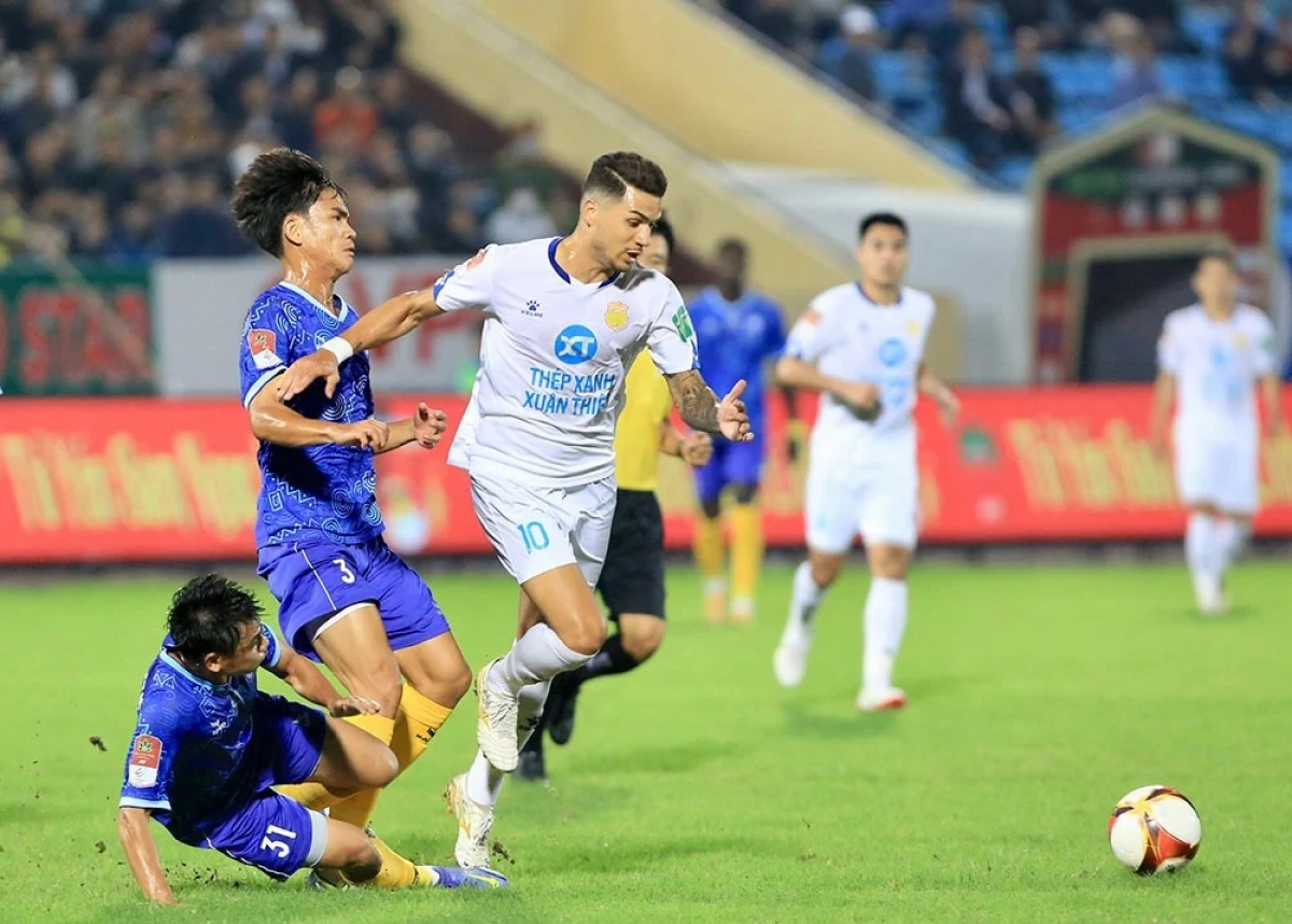 Hendrio Dasilva - một trong những ngoại binh hay nhất V-League thời điểm hiện tại.
