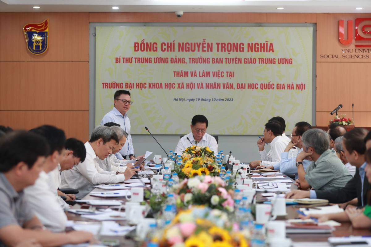 Chủ tịch Hội Nhà báo Việt Nam Lê Quốc Minh phát biểu