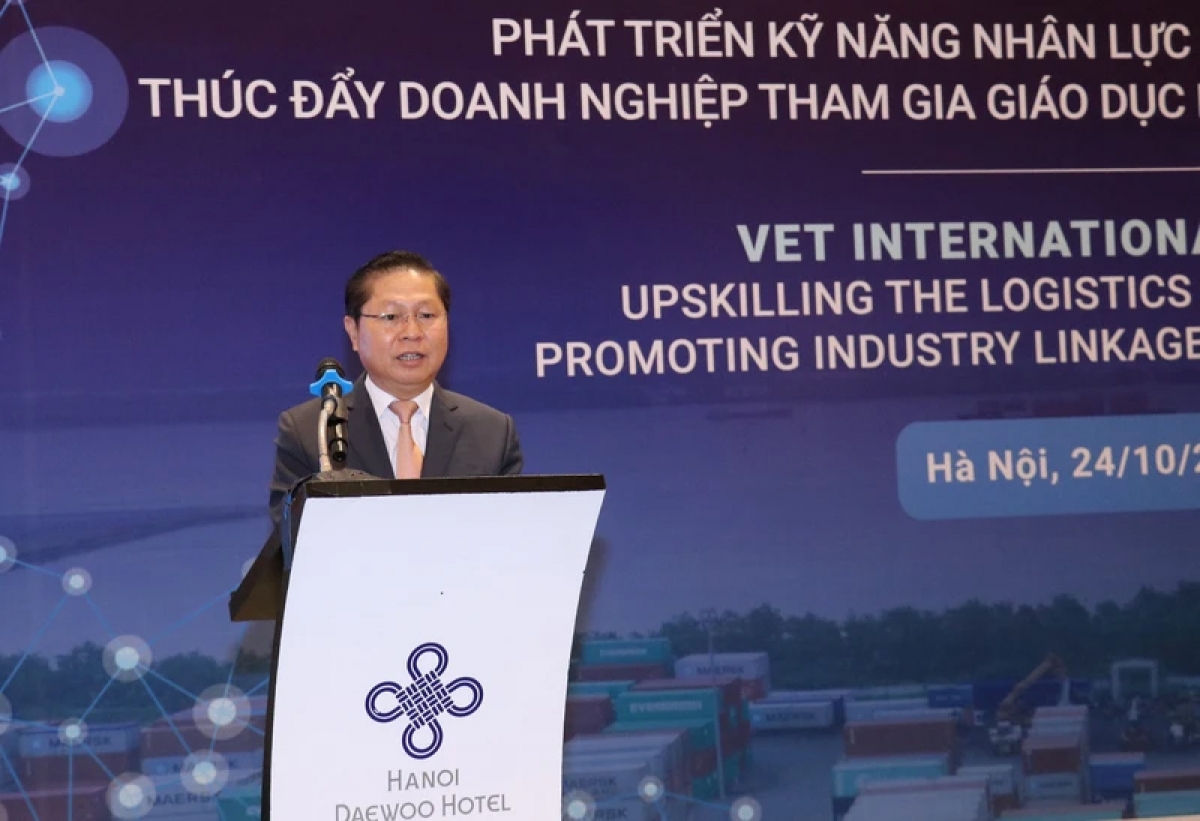 Thứ trưởng Bộ Lao động-Thương binh và Xã hội Lê Tấn Dũng