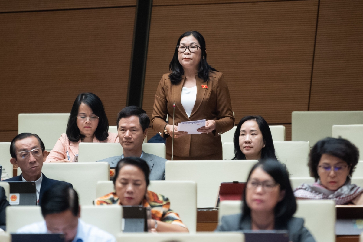 Đại biểu Quốc hội Bố Thị Xuân Linh, đoàn đại biểu Quốc hội tỉnh Bình Thuận