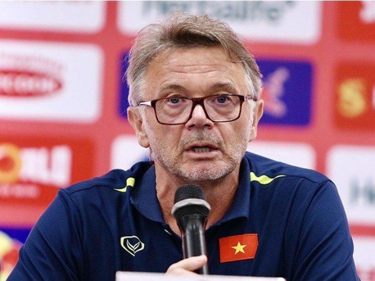 HLV Philippe Troussier: Chúng tôi muốn cống hiến tốt nhất những gì có thể