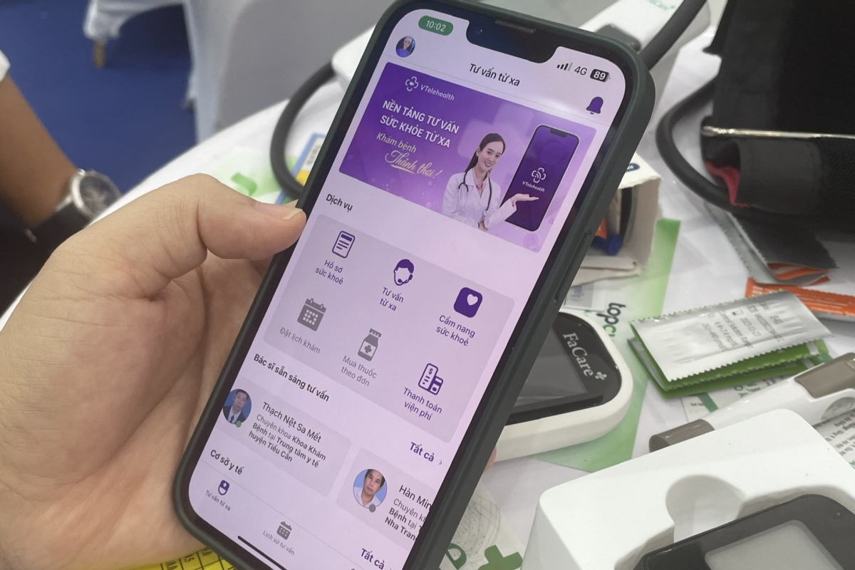 Nền tảng sức khỏe điện tử và tư vấn KCB từ xa sẽ giúp người dân các vùng miền tiếp cận y tế dễ dàng