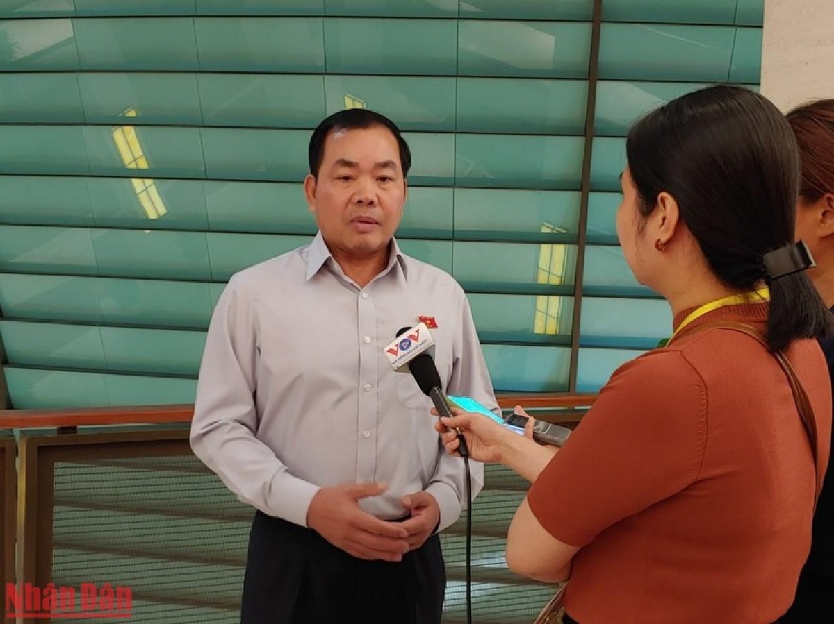 Đại biểu Nguyễn Quang Huân, đoàn đại biểu Quốc hội tỉnh Bình Dương