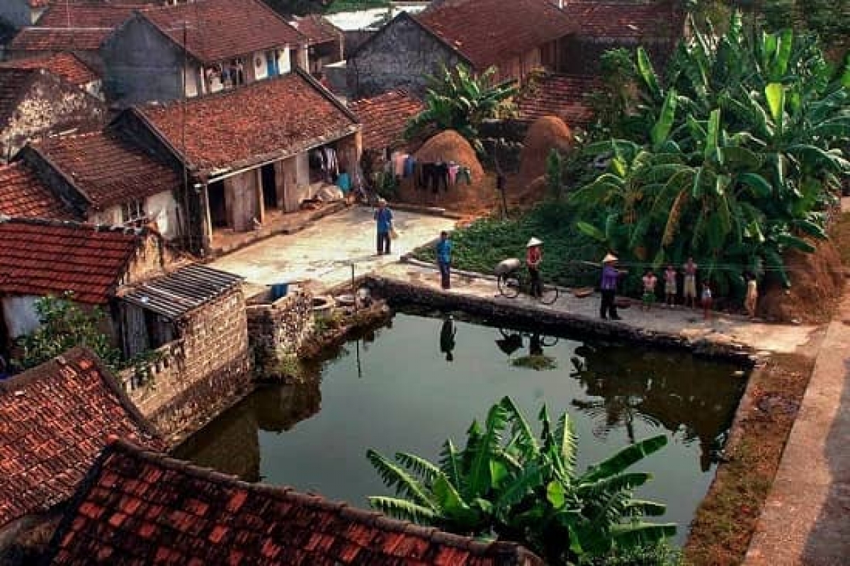 Thôn, làng là pháo đài chống giặc ngoại xâm, là nơi bảo tồn và phát triển văn hóa truyền thống. Ảnh: internet
