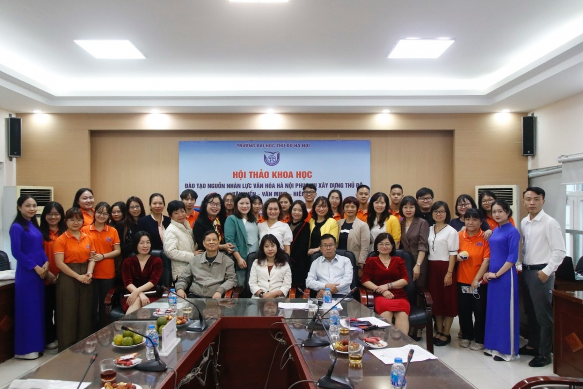 Các đại biểu tham dự hội thảo