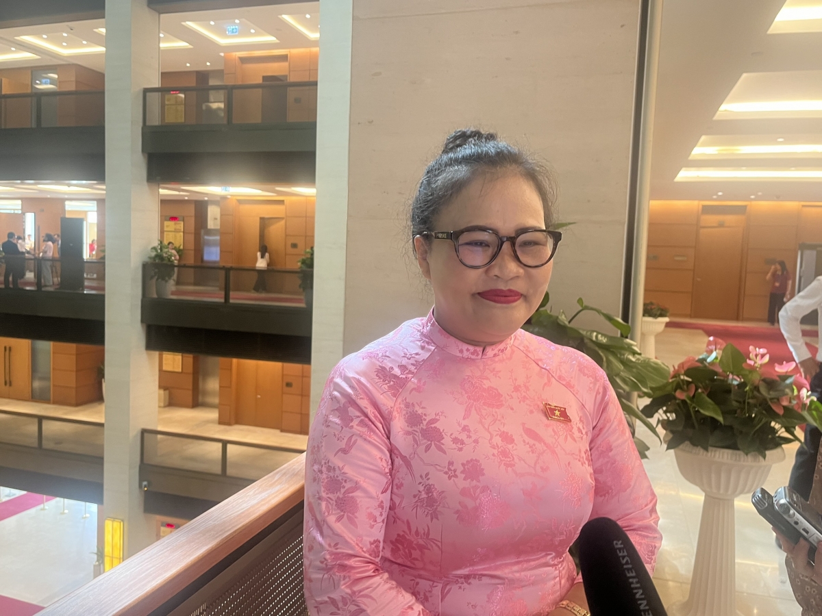 Đại biểu Nguyễn Thị Sửu, đoàn đại biểu Quốc hội tỉnh Thừa Thiên – Huế