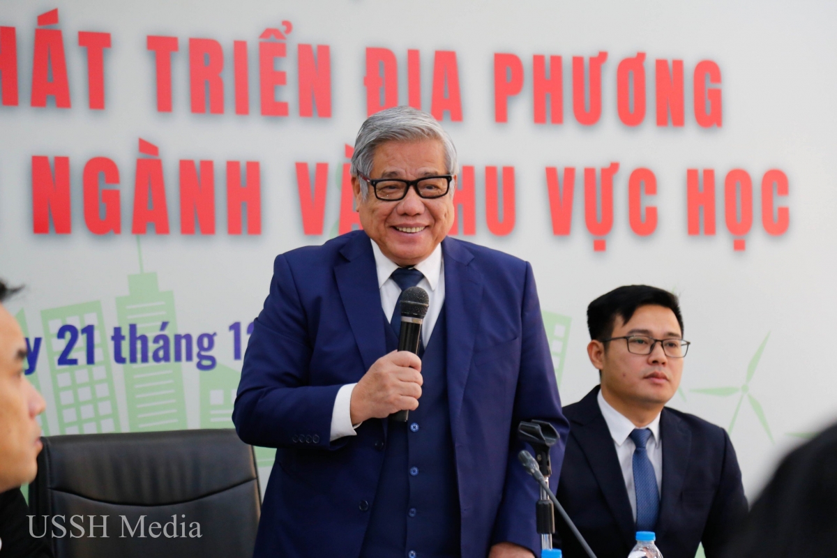 GS.TSKH Vũ Minh Giang