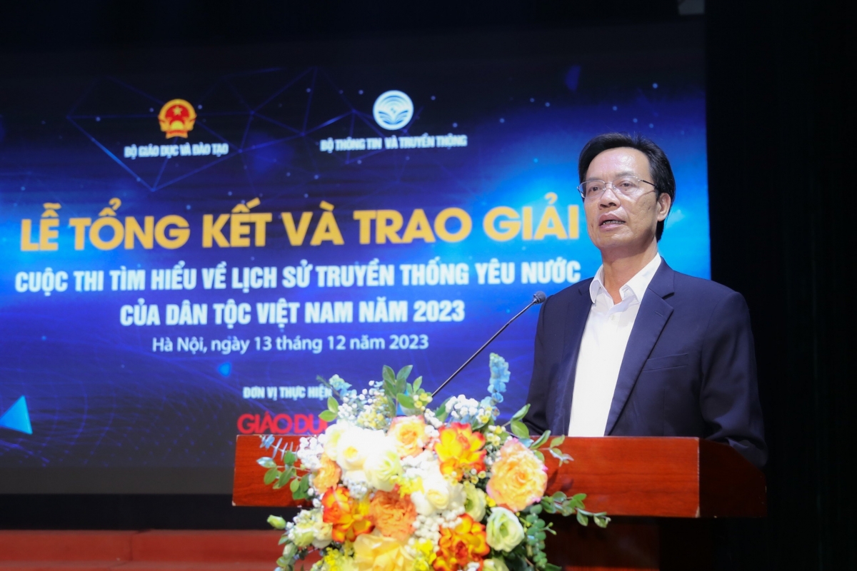 PGS.TS Nguyễn Danh Tiên - Viện trưởng Viện Lịch sử Đảng, Học viện Chính trị Quốc gia Hồ Chí Minh phát biểu