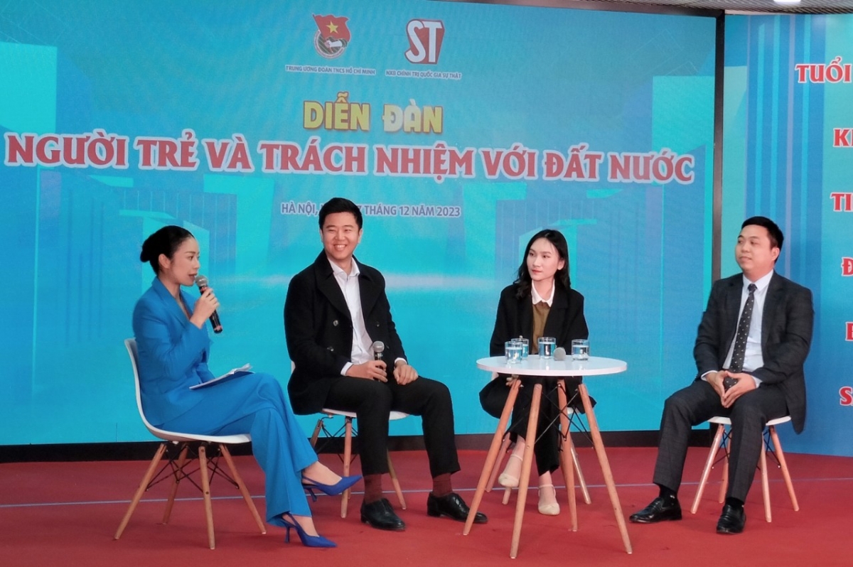 Diễn đàn “Người trẻ và trách nhiệm với đất nước” ghi nhận nhiều ý kiến tâm huyết từ các giảng viên, doanh nhân, nhà khoa học, bác sĩ trẻ...
