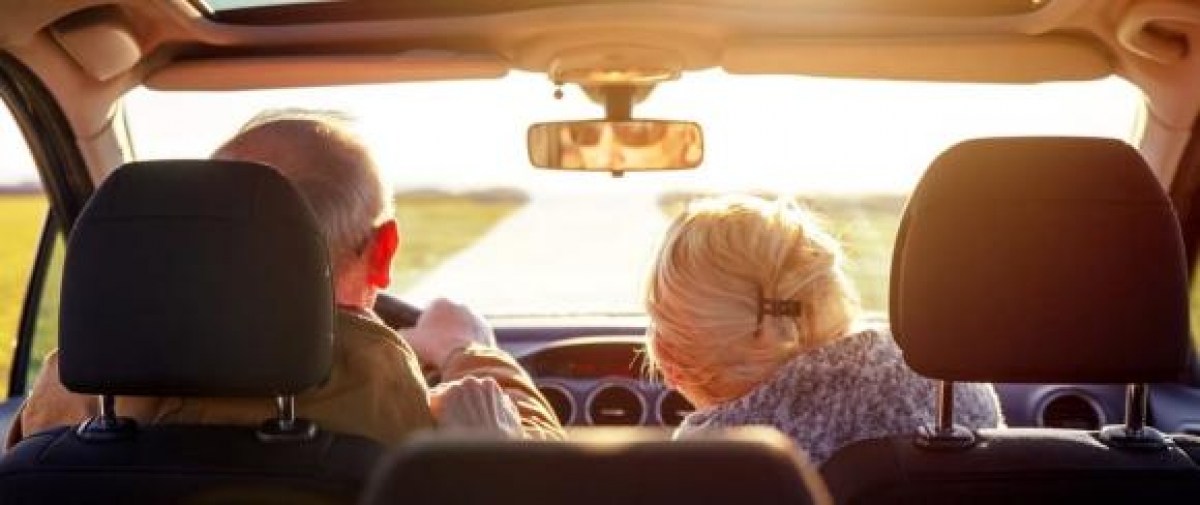 Nếu cảm thấy buồn phiền vì không được lái xe, người cao tuổi hãy khởi động xe, chọn những đoạn đường vắng, đi những đoạn ngắn để tránh những rắc rối khi tham gia giao thông