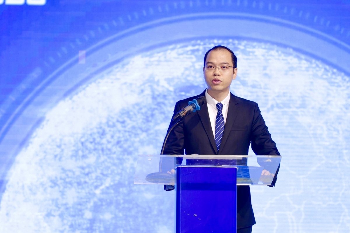 Phó Bí thư thành đoàn, Chủ tịch Hội sinh viên TP. Hà Nội Nguyễn Tiến Hưng