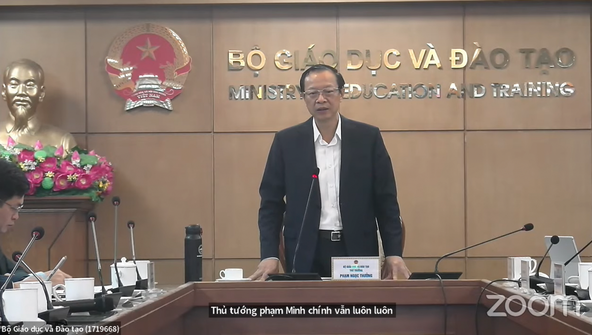 Thứ trưởng Bộ GD&ĐT Phạm Ngọc Thưởng phát biểu khai mạc