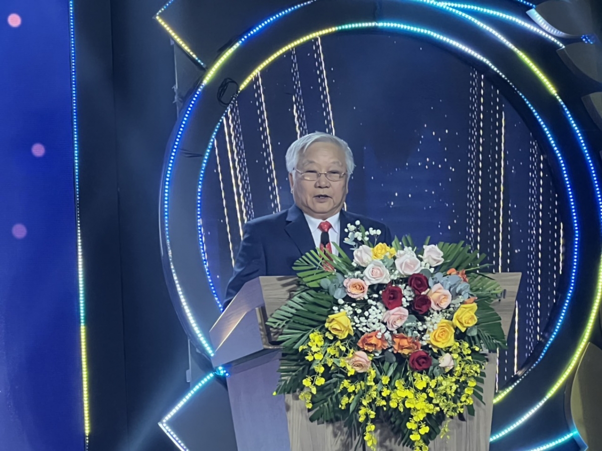 Ông Đào Ngọc Thanh Chủ tịch HĐQT tập đoàn Vinaconex và tập đoàn Cotana - Chủ tịch Hội đồng quản lý Quỹ FSC và CSC award phát biểu tại lễ trao giải