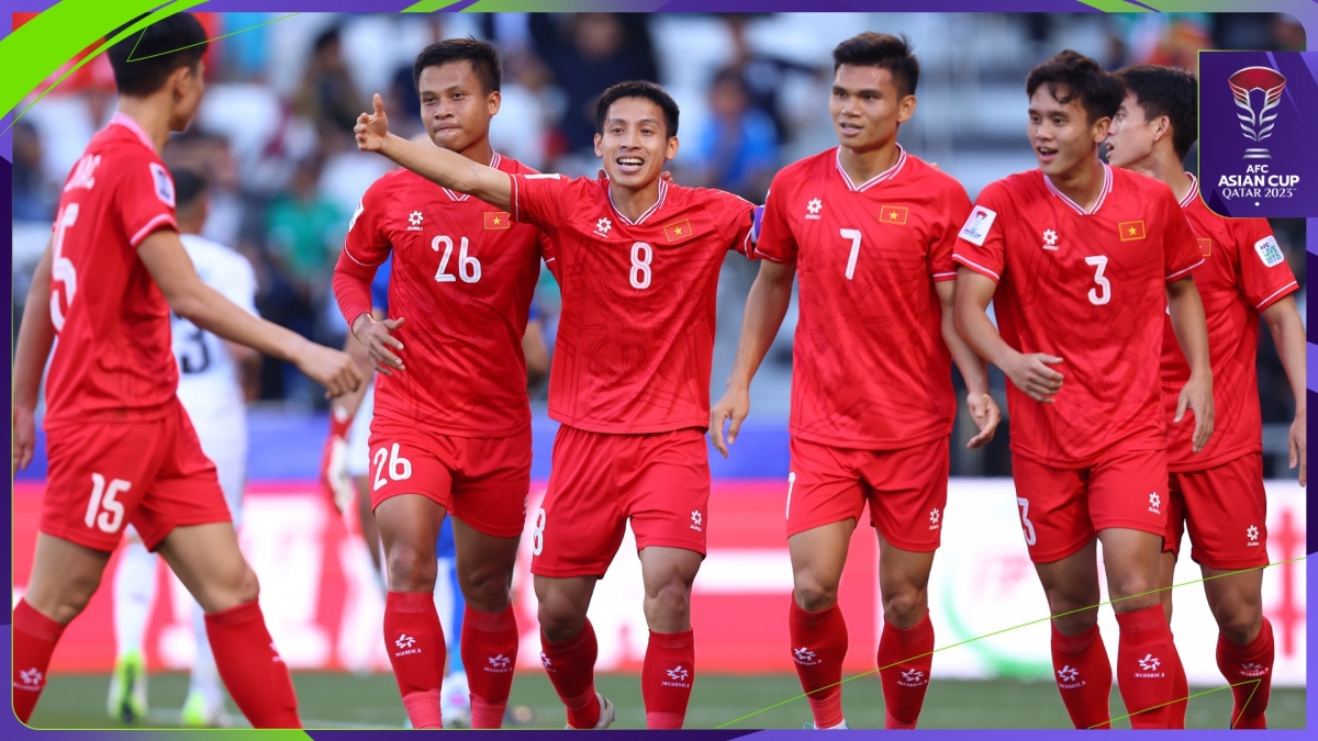 Những đàn anh giàu kinh nghiệm đang nhường chỗ cho các gương mặt U23 (Ảnh: AFC)