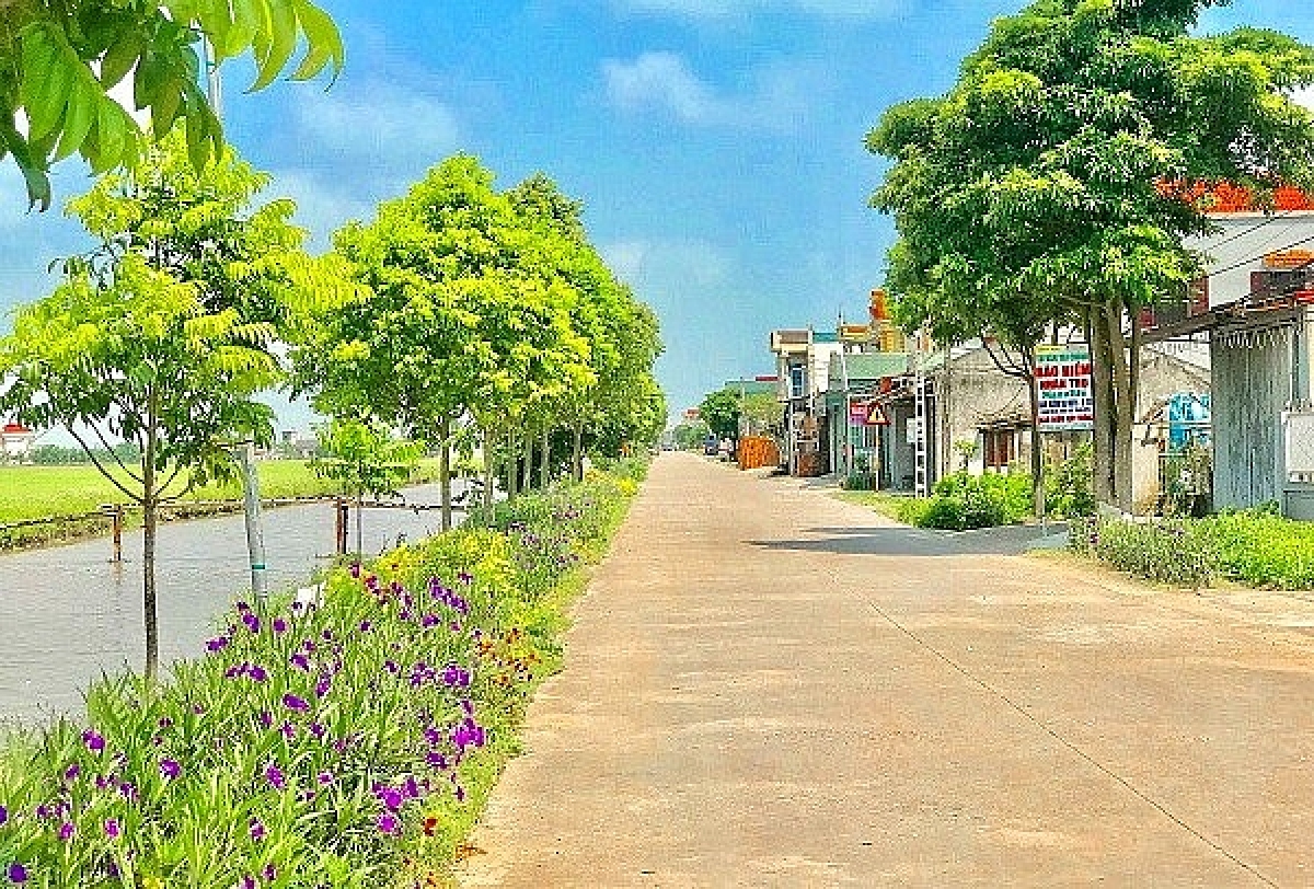 Bà Lan Anh tin tưởng rằng mục tiêu xây dựng nông thôn mới được tỉnh Ninh Bình
đặt ra từ đầu nhiệm kỳ sẽ đạt được trong năm 2024