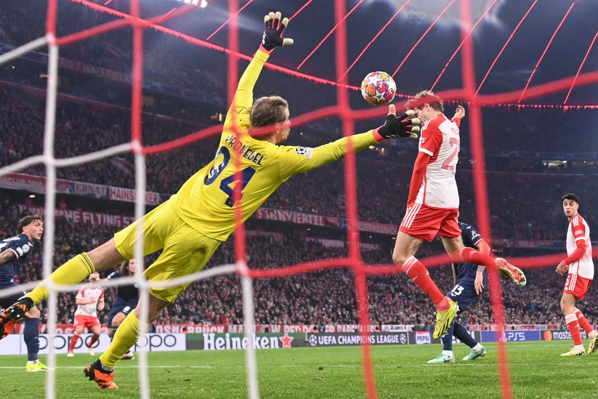 Matthijs de Ligt tung cú sút căng tuyệt đẹp để nhân đôi cách biệt