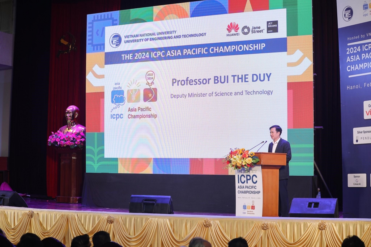 Thứ trưởng Bộ Khoa học và Công nghệ Bùi Thế Duy phát biểu tại lễ khai mạc