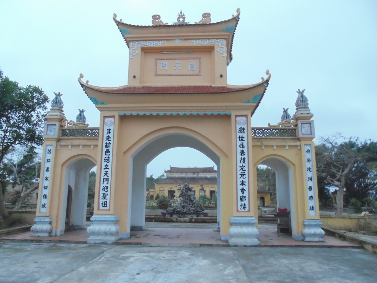 Ngôi đền thờ Ngô Miễn ở vùng đất Nhật Hy do Ngô Tướng công khai khẩn xưa kia (nay là Xuân Hy, Xuân Trường, Nam Định). Ảnh: ngotoc.vn