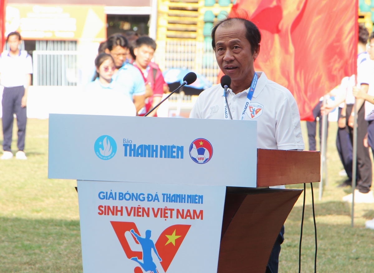 Nhà báo Hải Thành¸ Phó tổng biên tập Báo Thanh Niên phát biểu khai mạc