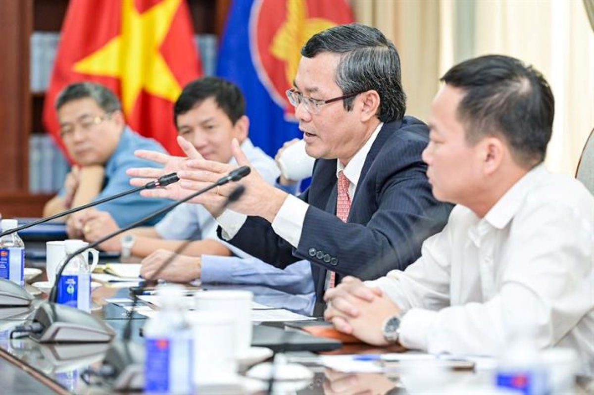 Thứ trưởng Nguyễn Văn Phúc tại buổi tiếp