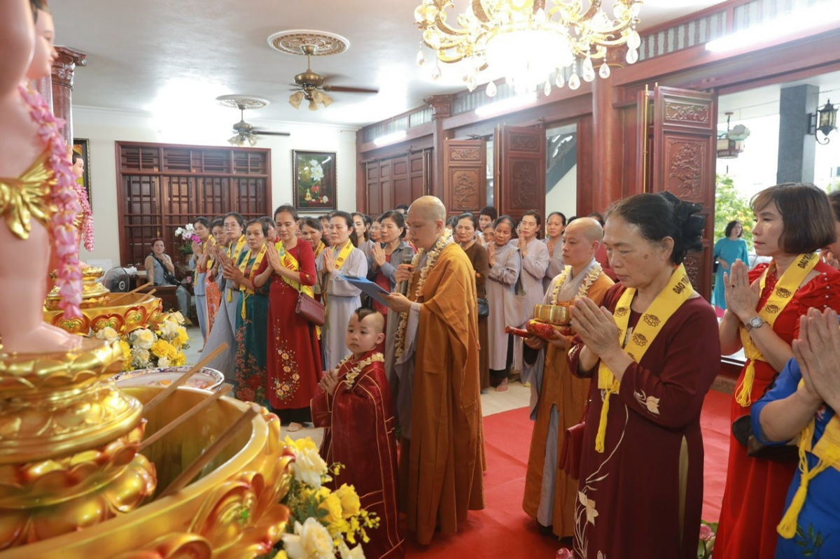 Đại lễ Phật đản tại chùa Kim Chi, khu 1, phường Thanh Bình, TP. Hải Dương.