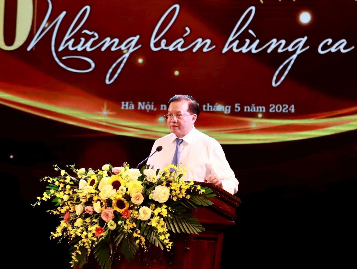 Thứ trưởng Bộ Văn hóa, Thể thao và Du lịch Tạ Quang Đông