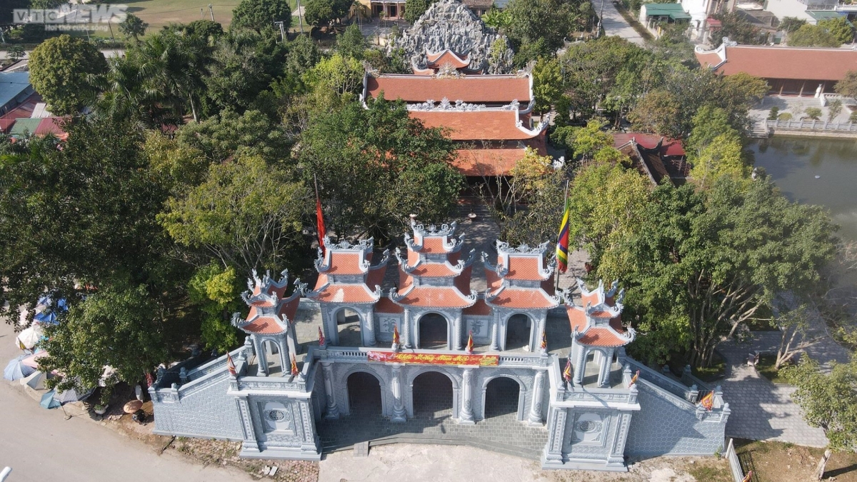 Ngày nay Đền Tranh được tu bổ, tôn tạo trở thành công trình kiến trúc mang ý nghĩa văn hóa tín ngưỡng tâm linh sông nước độc đáo. Ảnh: Internet