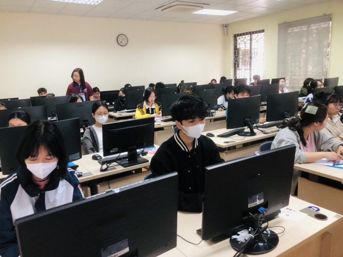 Thí sinh tham dự kỳ thi HSA năm 2024