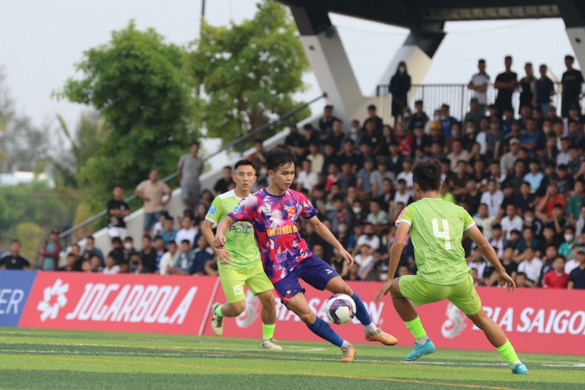 Trận tranh Siêu Cúp bóng đá 7 người quốc gia Bia Saigon Cup mở màn mùa giải 2024