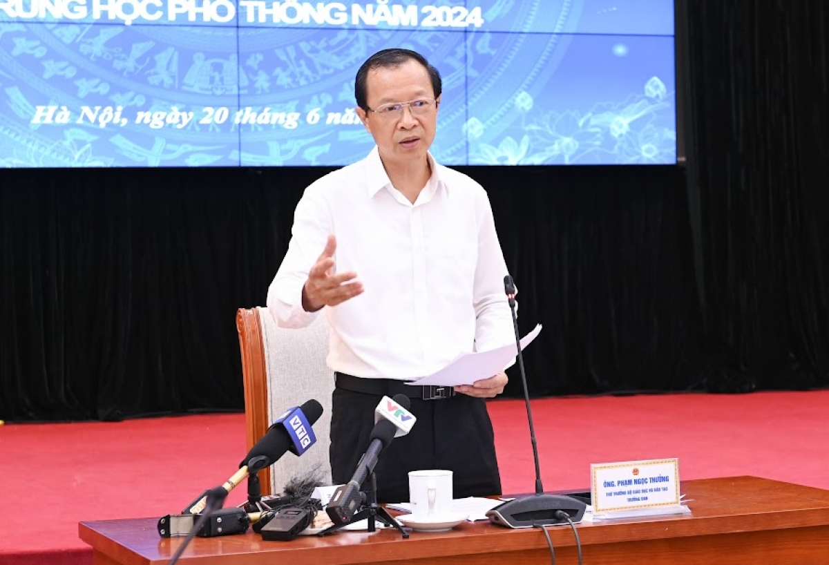 Thứ trưởng Bộ GD-ĐT Phạm Ngọc Thưởng