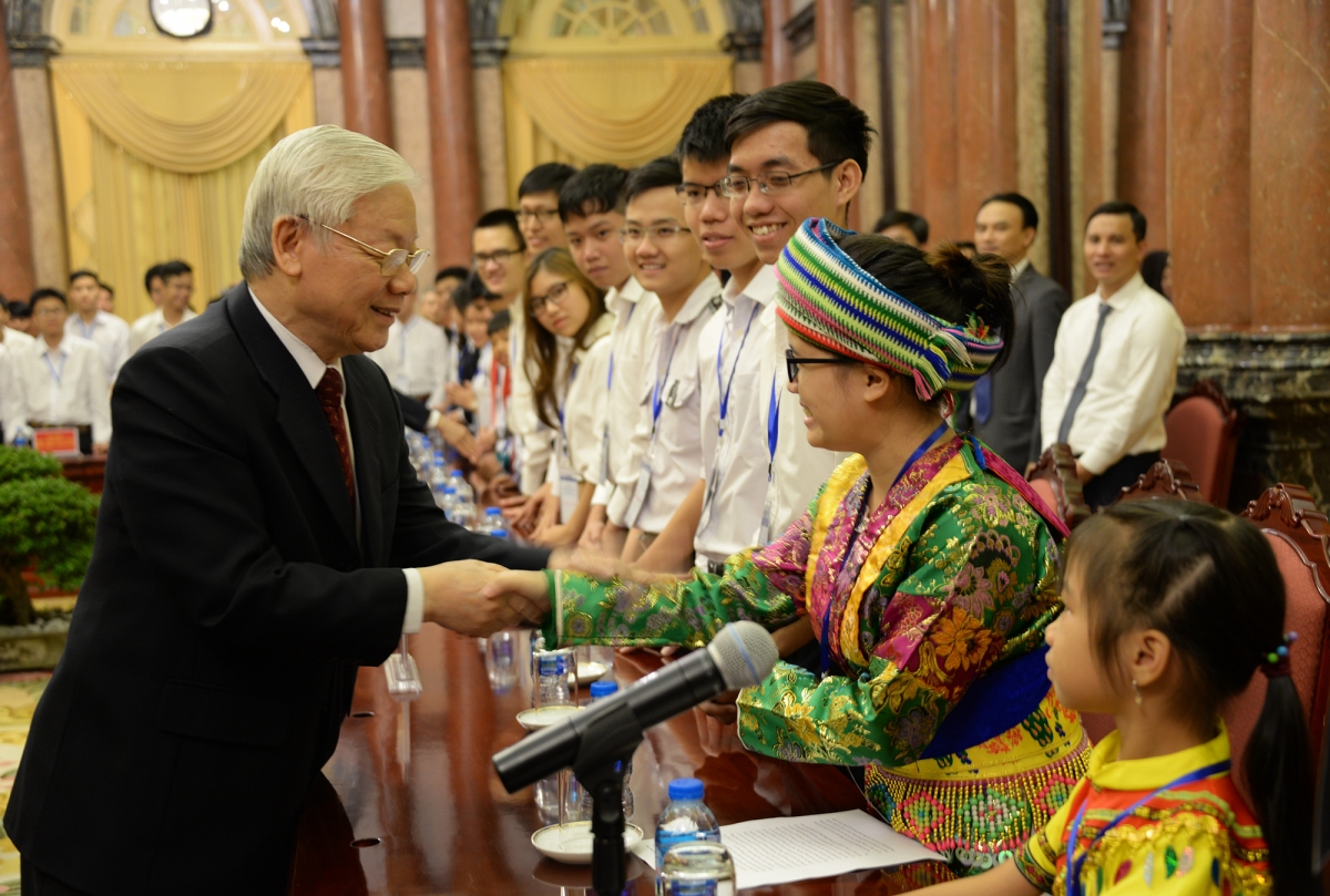 Tổng Bí thư Nguyễn Phú Trọng trong buổi gặp mặt các học sinh, sinh viên tiêu biểu, xuất sắc năm học 2017-2018.