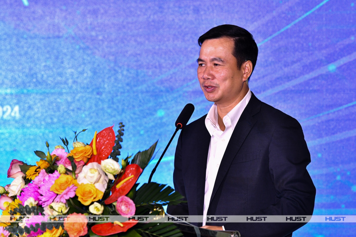 Thứ trưởng Bộ KH&CN Bùi Thế Duy