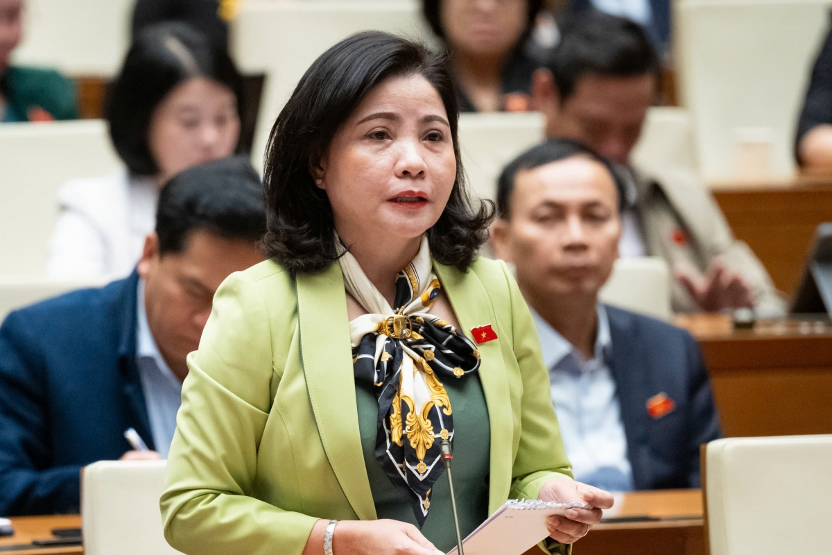 Đại biểu Nguyễn Thị Thu Nguyệt, Đoàn ĐBQH tỉnh Đắk Lắk.