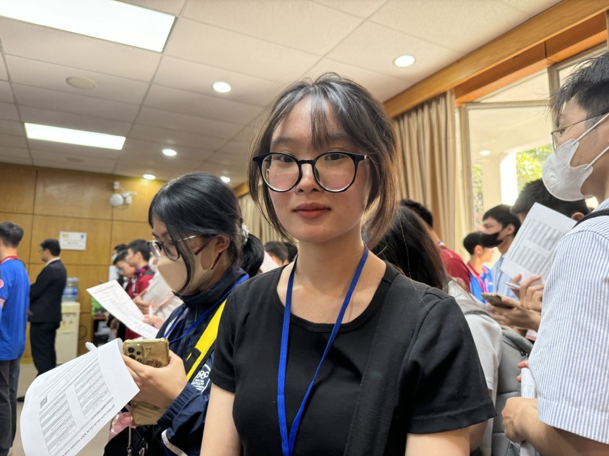Nguyễn Ngọc Anh, sinh viên ngành Nhật Bản học, trường ĐH Việt Nhật ( ĐHQG Hà Nội )