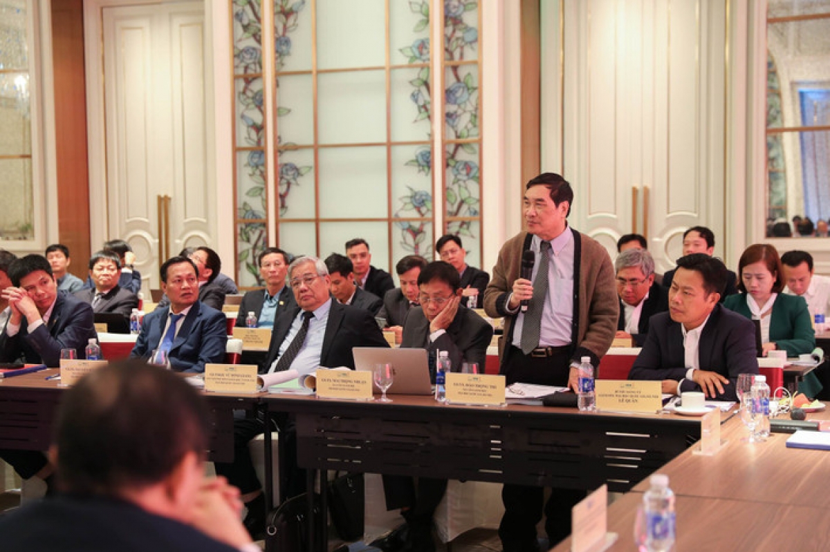 GS.VS Đào Trọng Thi, nguyên Giám đốc ĐHQGHN phát biểu