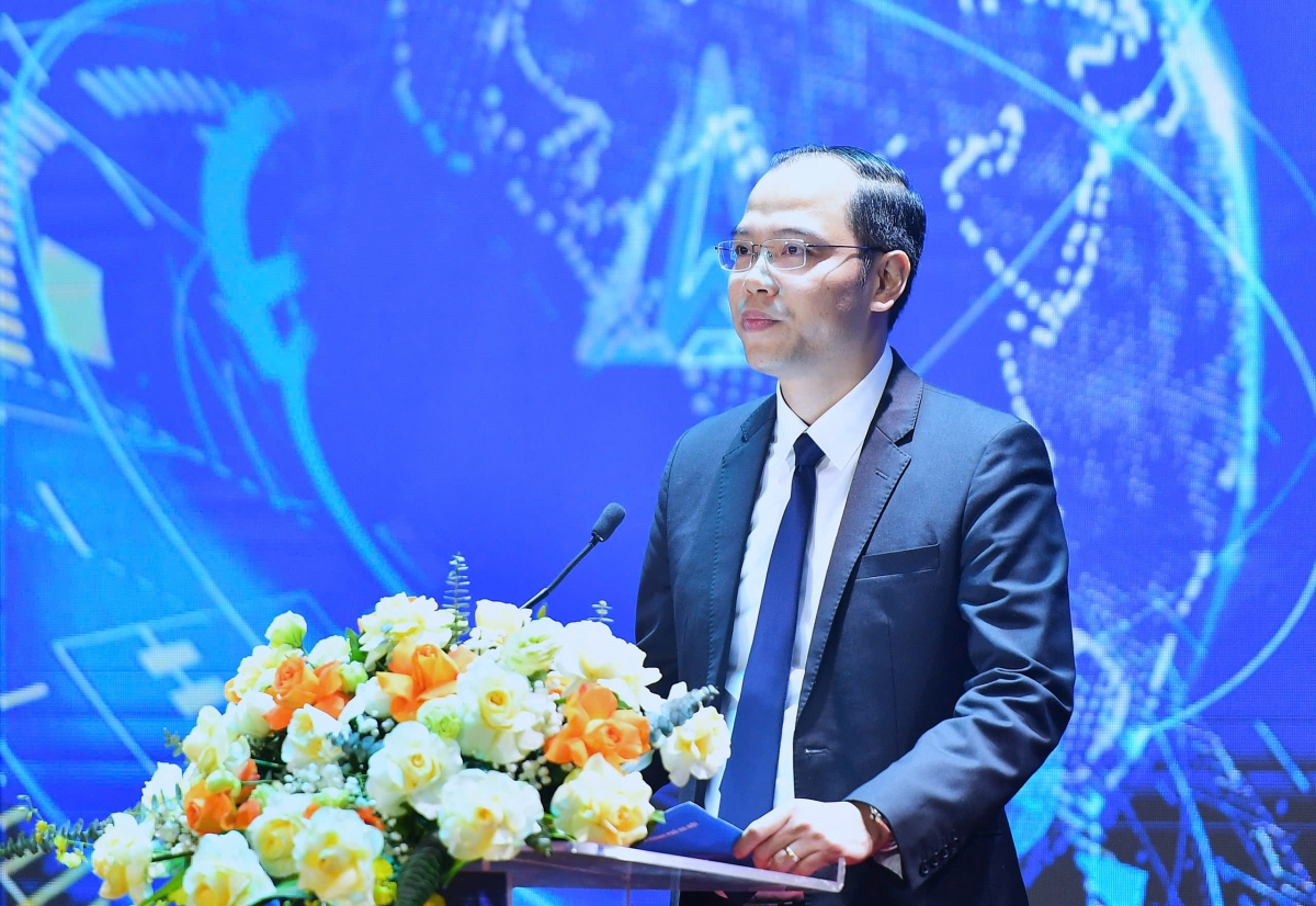 Phó Bí thư Thành đoàn, Chủ tịch Hội Sinh viên Việt Nam TP. Hà Nội Nguyễn Tiến Hưng