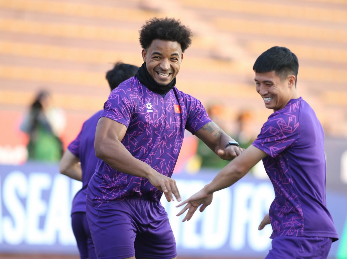 Nắm giữ lợi thế với chiến thắng 2-0 trong trận lượt đi, nên tinh thần tập luyện của các cầu thủ rất thoải mái.