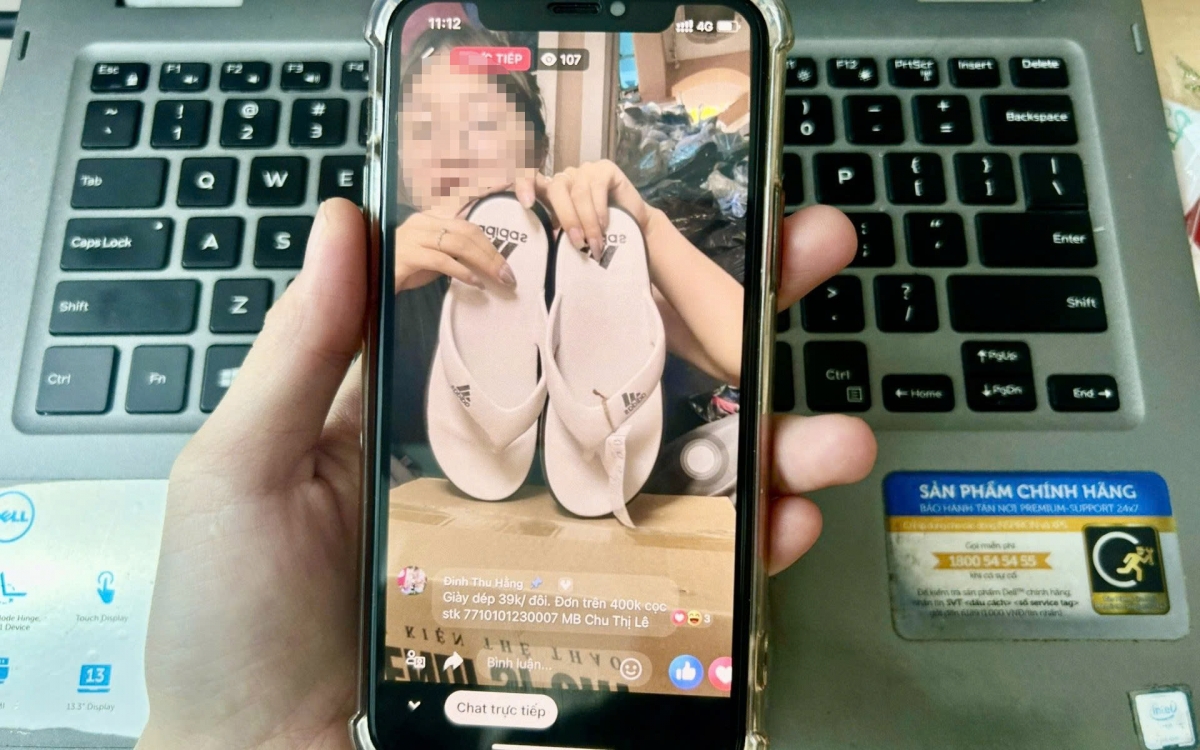 Mua bán hàng online tiện nhưng cũng ẩn chứa nguy cơ. Ảnh: Internet