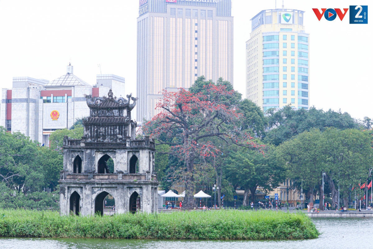 Lãnh đạo thành phố Hà Nội thống nhất nghiên cứu phương án kiến trúc tại khu vực phía đông Hồ Gươm theo hướng trở thành khu quảng trường - công viên đặc biệt.